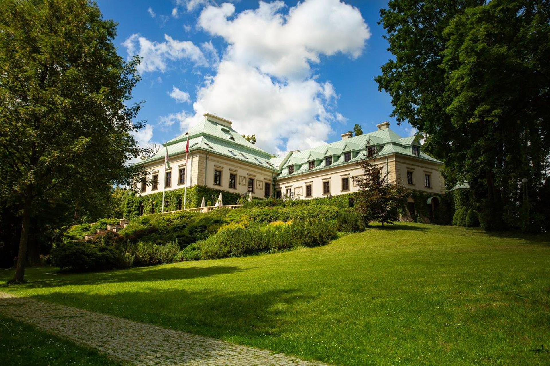 Manor House SPA Pałac Odrowążów Nowy Pałac 2022-2069 m